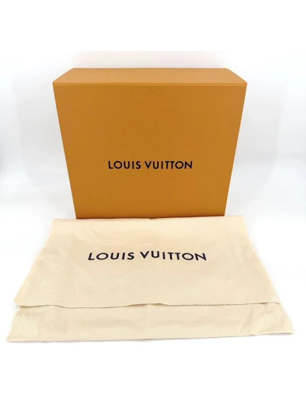 Louis Vuitton Shoulder Bag LV Aerogram Boarding Messenger Crossbody Leather